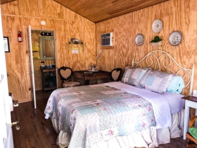 Cowboys And Angels Rv Park, Cabins, And Events Mountain Home Kültér fotó